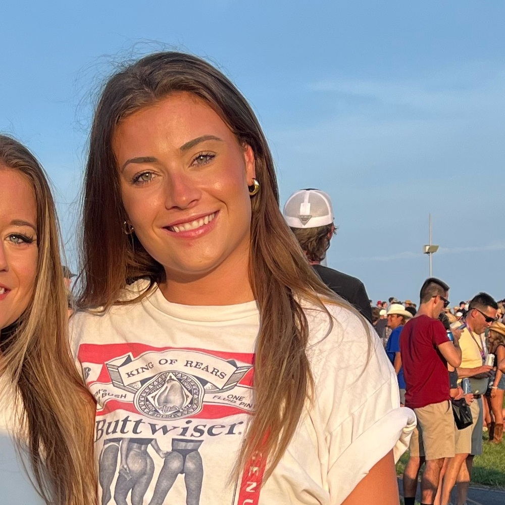 Meet your Posher, Lindsey